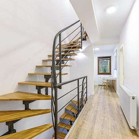 Safari Family Villas Near Park Aventura,Lake,Zoo Брашов Екстериор снимка